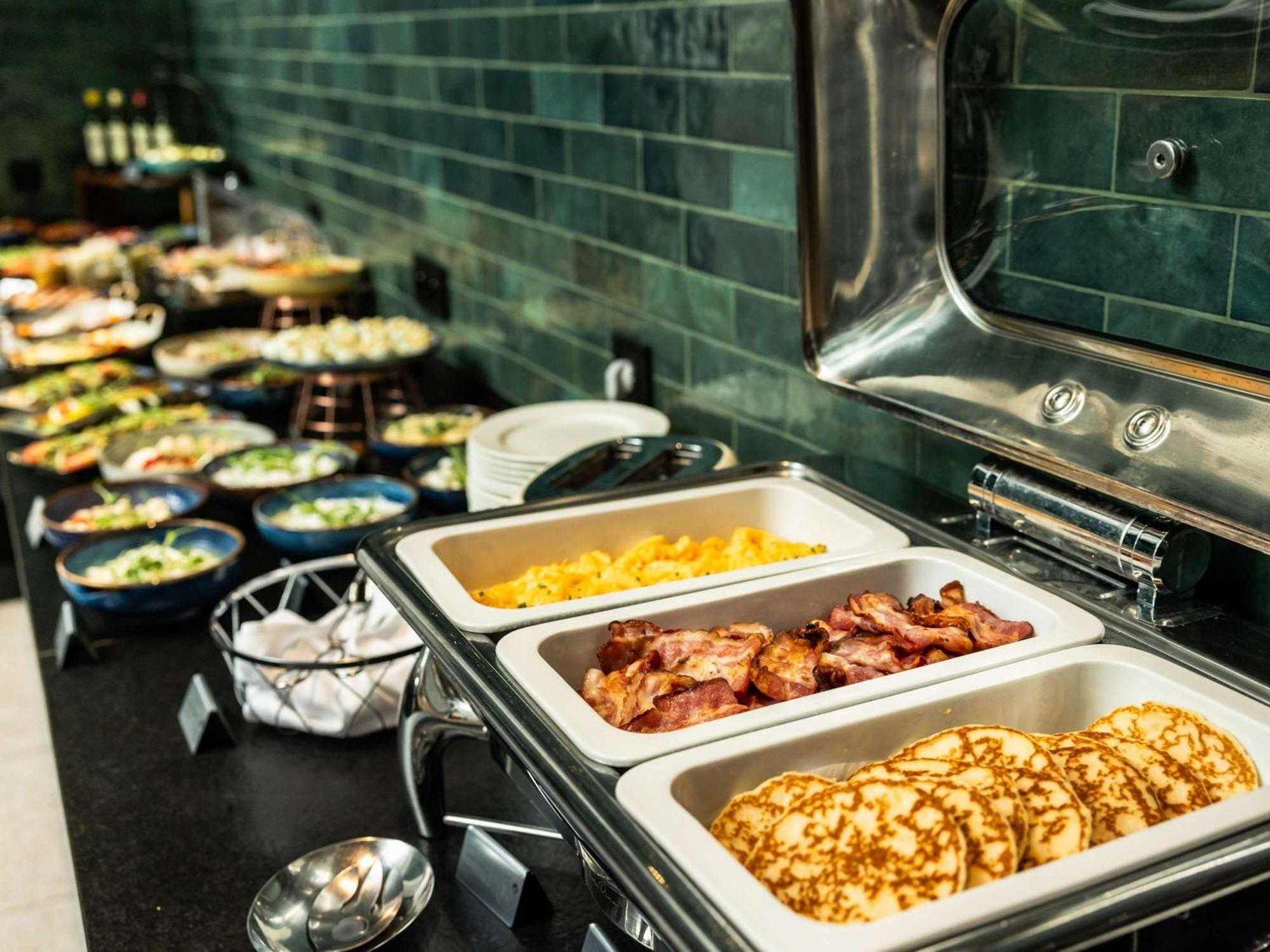 ホテル レジデント ソポト エクステリア 写真 A chafing dish