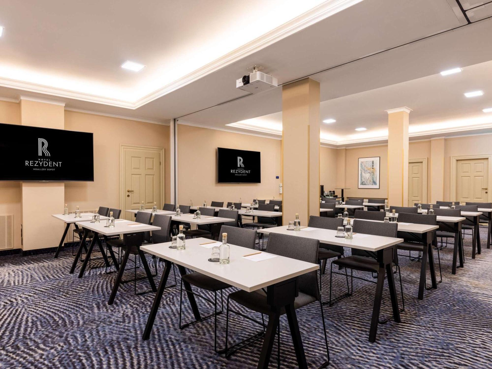 ホテル レジデント ソポト エクステリア 写真 Meeting room