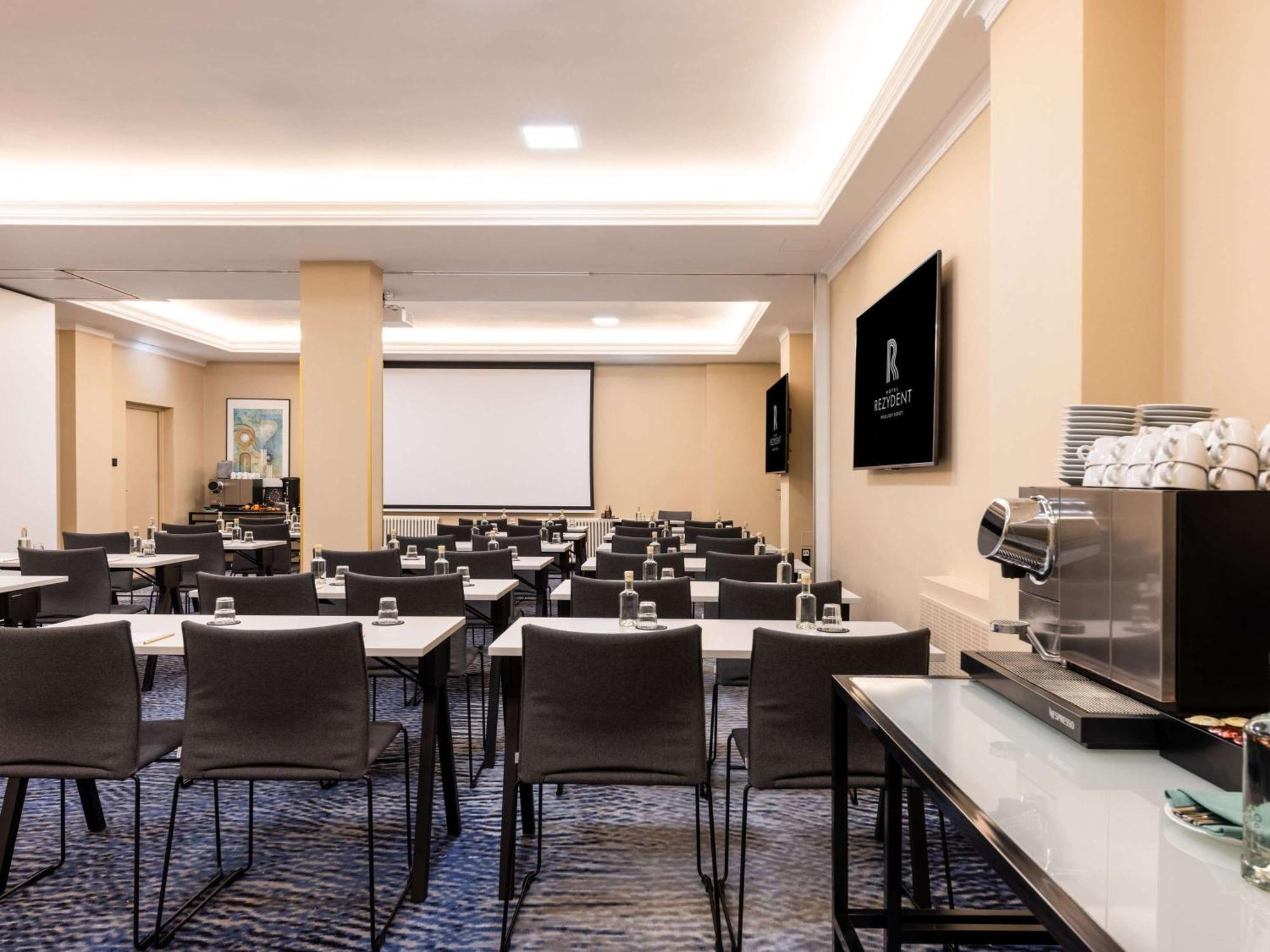 ホテル レジデント ソポト エクステリア 写真 Meeting room